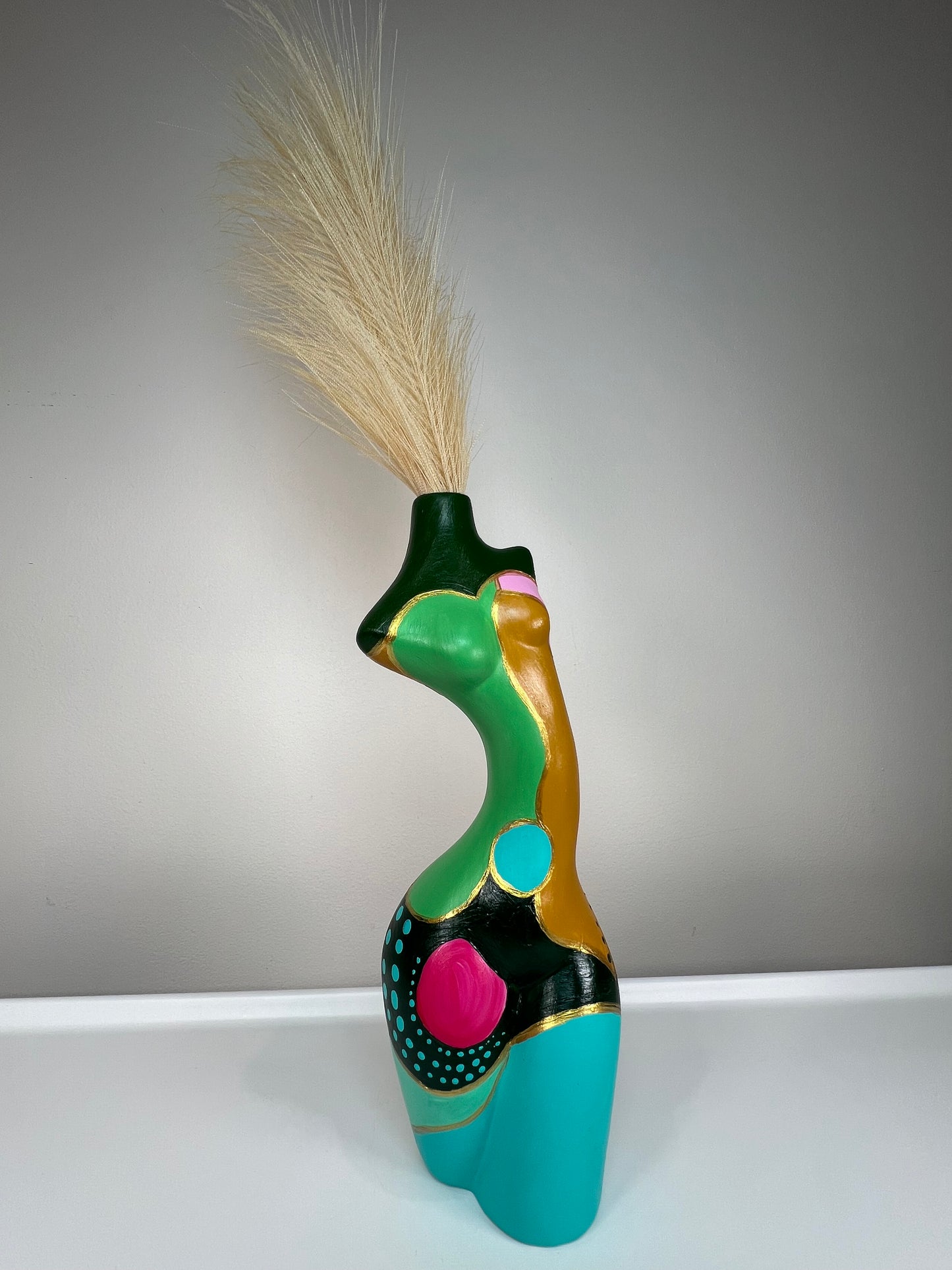 Elysian curvy vase