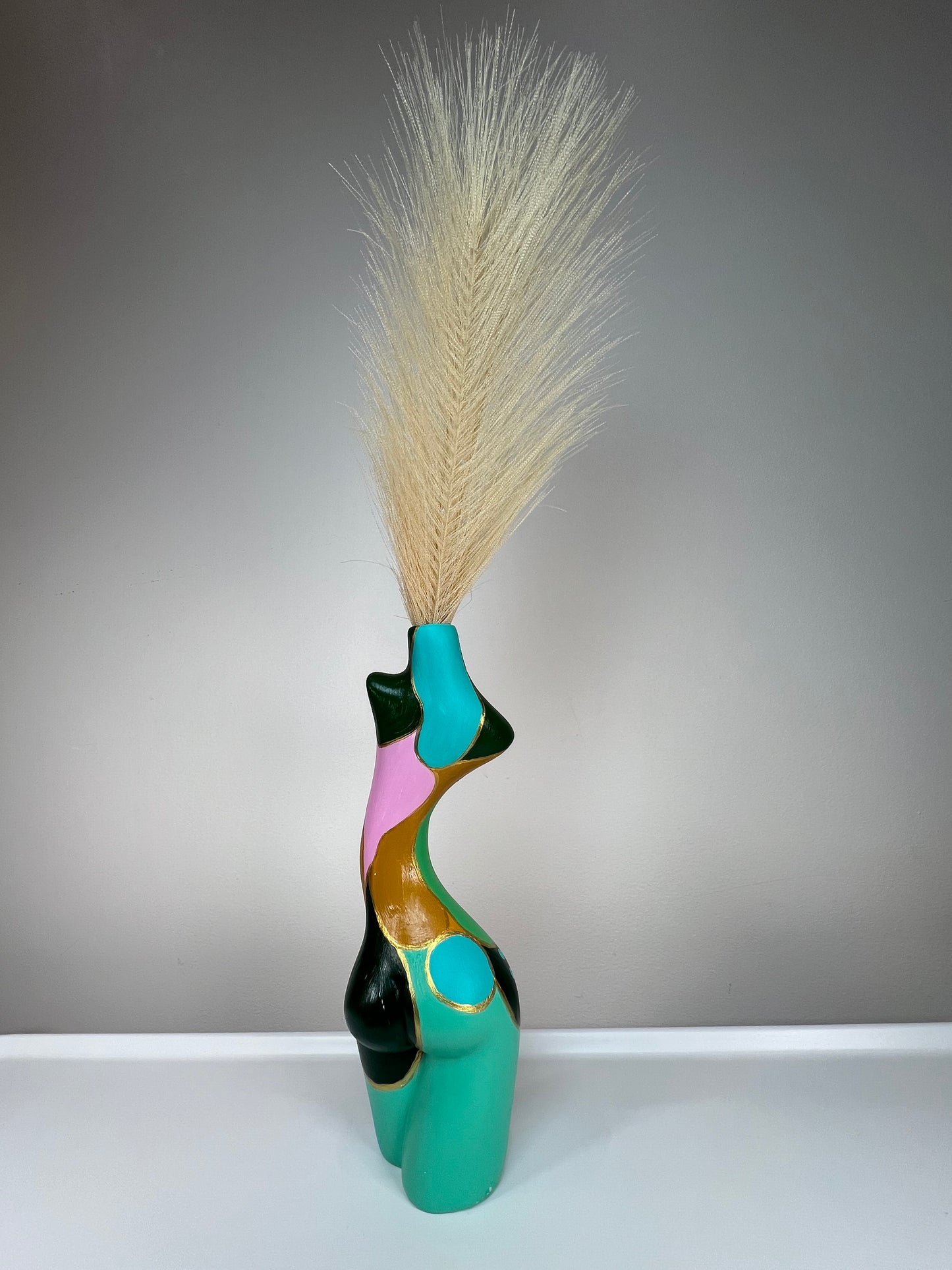 Elysian curvy vase