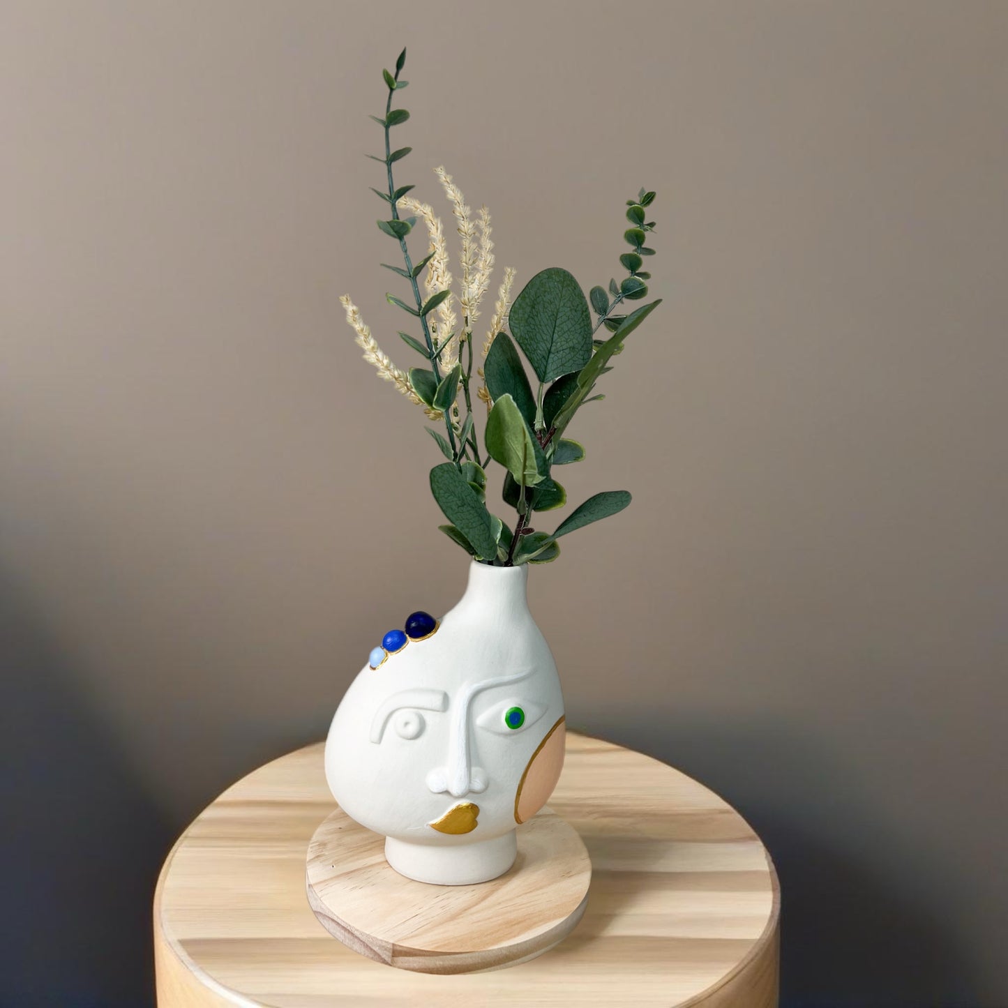Claire Kiss Vase