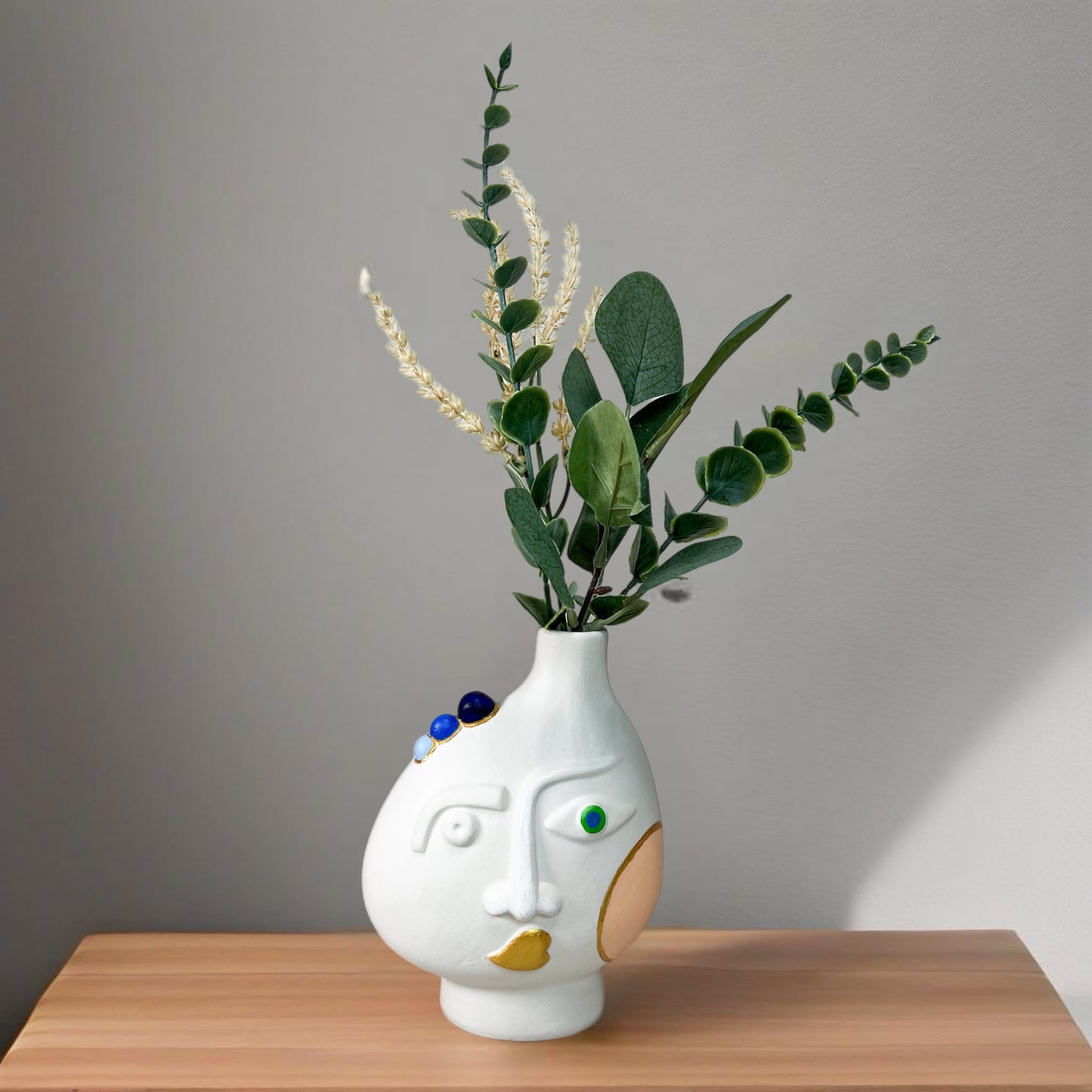 Claire Kiss Vase
