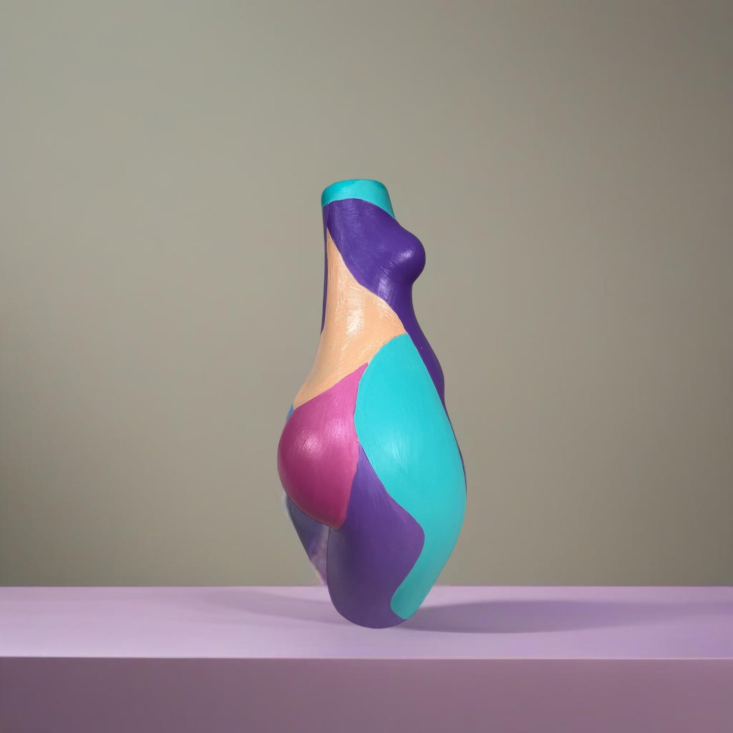 Elin Body Vase